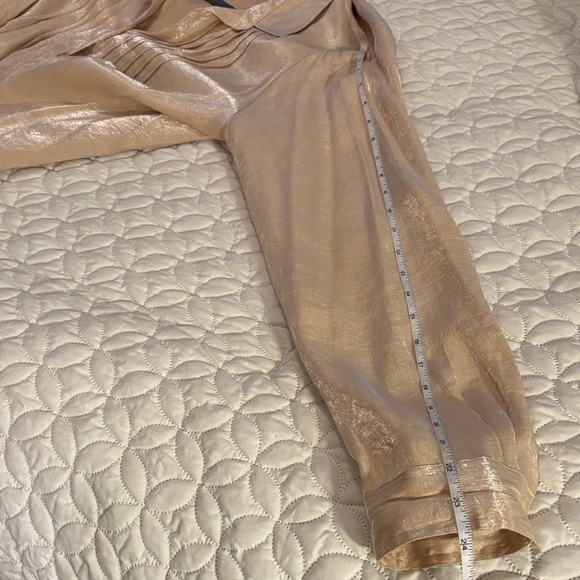 White Stag Shimmering Gold Blouse LS Tucked Bodice EUC Sz XL - Picture 8 of 8